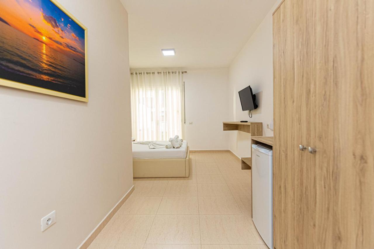 Jordan'S Hotel Vlorë Εξωτερικό φωτογραφία