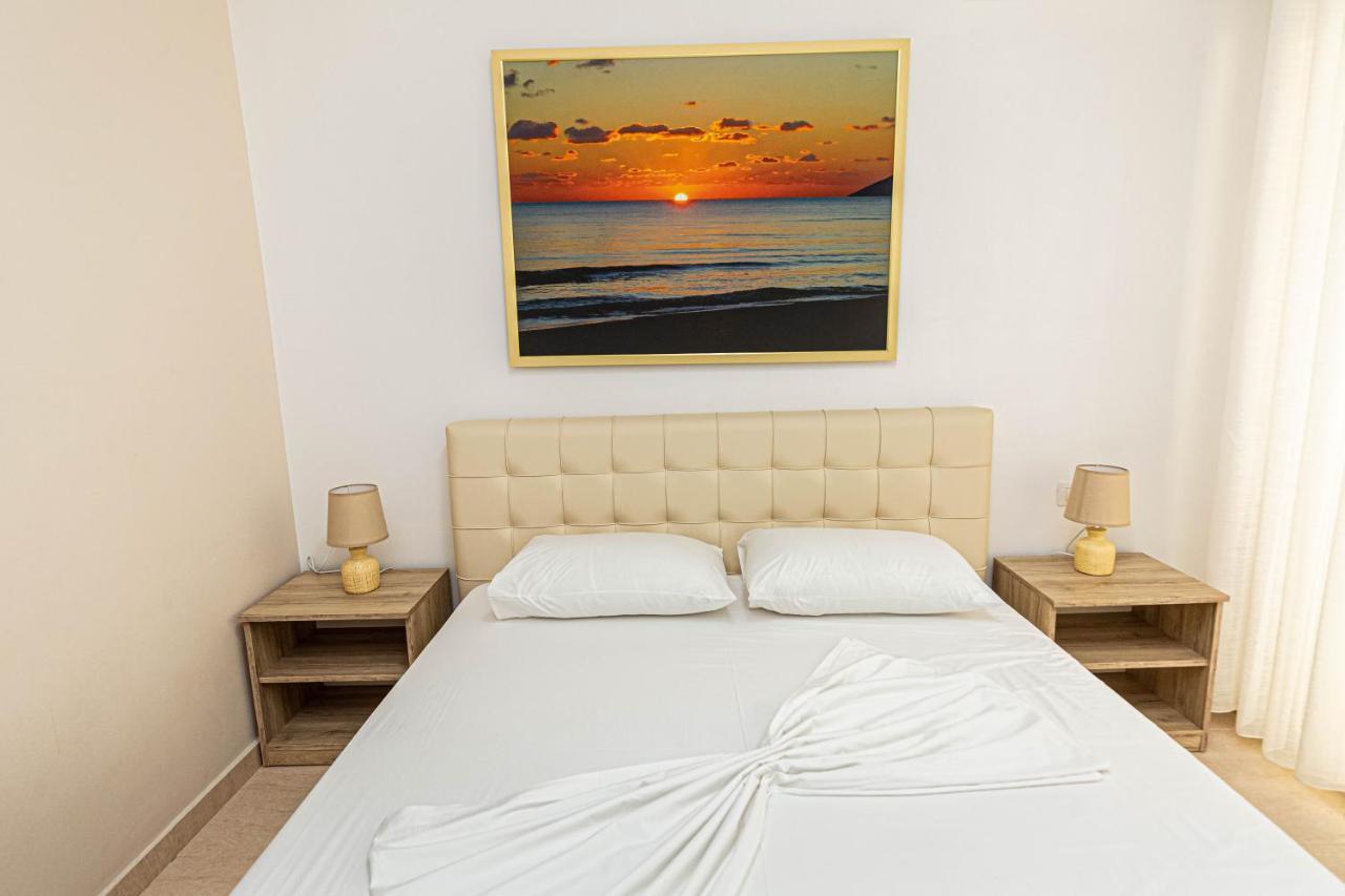Jordan'S Hotel Vlorë Εξωτερικό φωτογραφία
