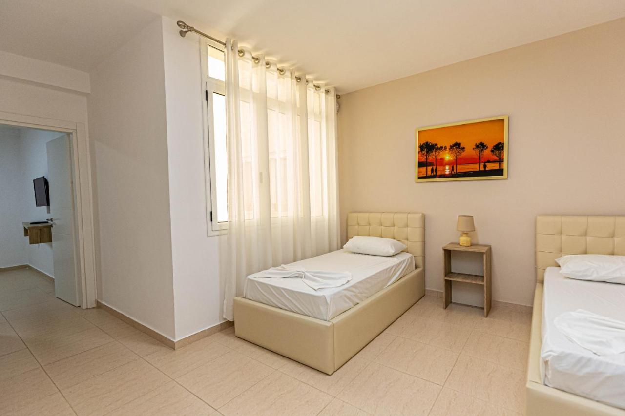 Jordan'S Hotel Vlorë Εξωτερικό φωτογραφία