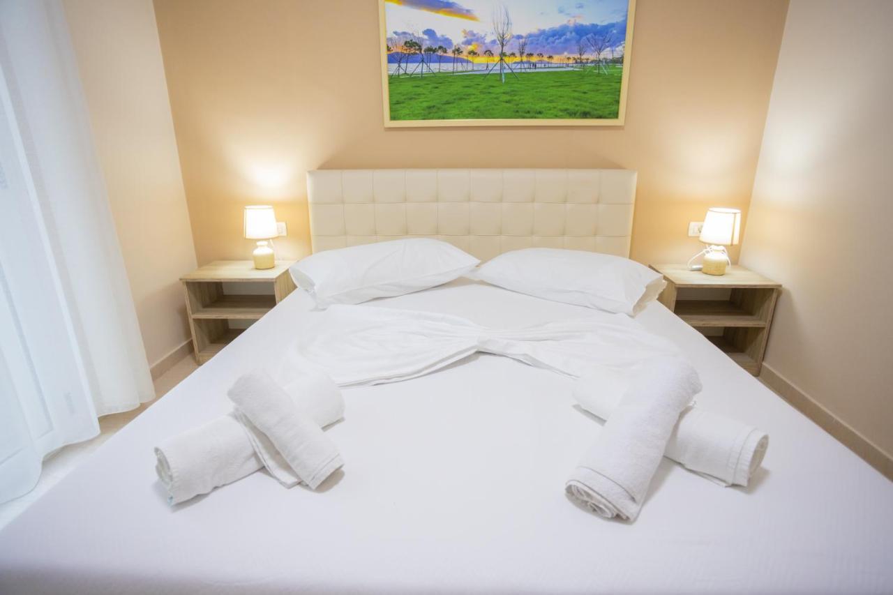 Jordan'S Hotel Vlorë Εξωτερικό φωτογραφία