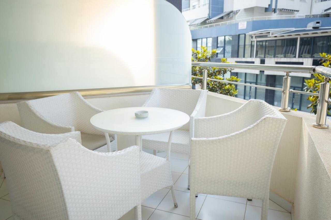 Jordan'S Hotel Vlorë Εξωτερικό φωτογραφία